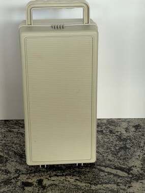 Cassette Carrier Vintage 1980s ivory Plastic W/ Handle Case